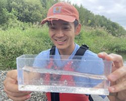 アウトドアガイドと行く、吉野川流域ツアー　第一弾『魚を獲って、生息環境について学ぶ＠鮎喰川　ガイド：庄野耕生（水中カメラマン）』