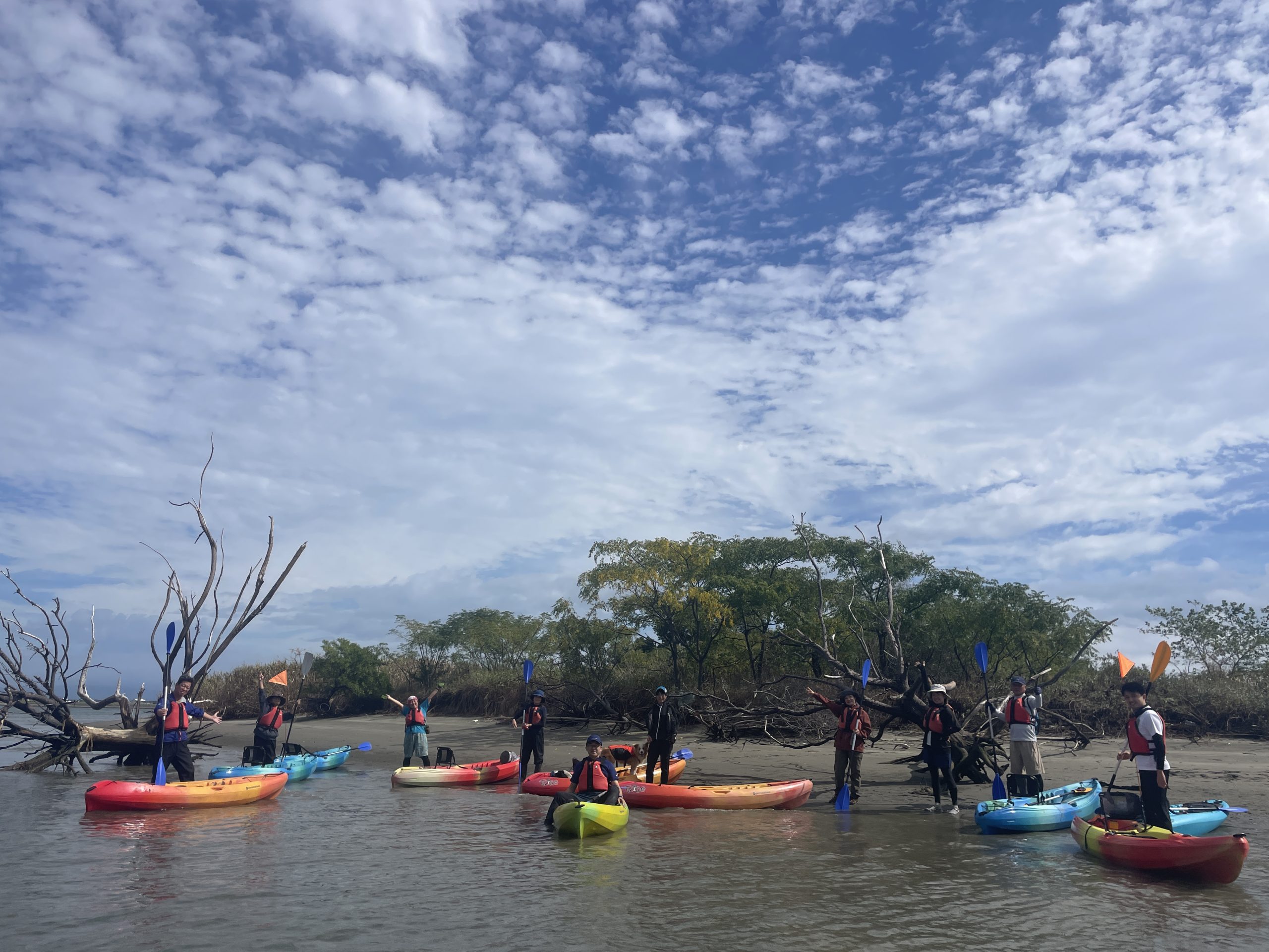 You are currently viewing アウトドアガイドと行く、吉野川流域ツアー　第ニ弾 『川・海・空が出会う、吉野川河口カヌーツアー＠吉野川」　ガイド：塩崎健太（川塾代表）』