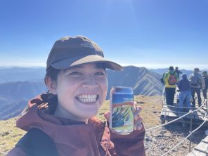 Read more about the article アウトドアガイドと行く、吉野川流域ツアー　第三弾 『水をめぐる、剣山のディープ登山＠剣山」　ガイド：新居拓也（剣山頂上ヒュッテスタッフ）』